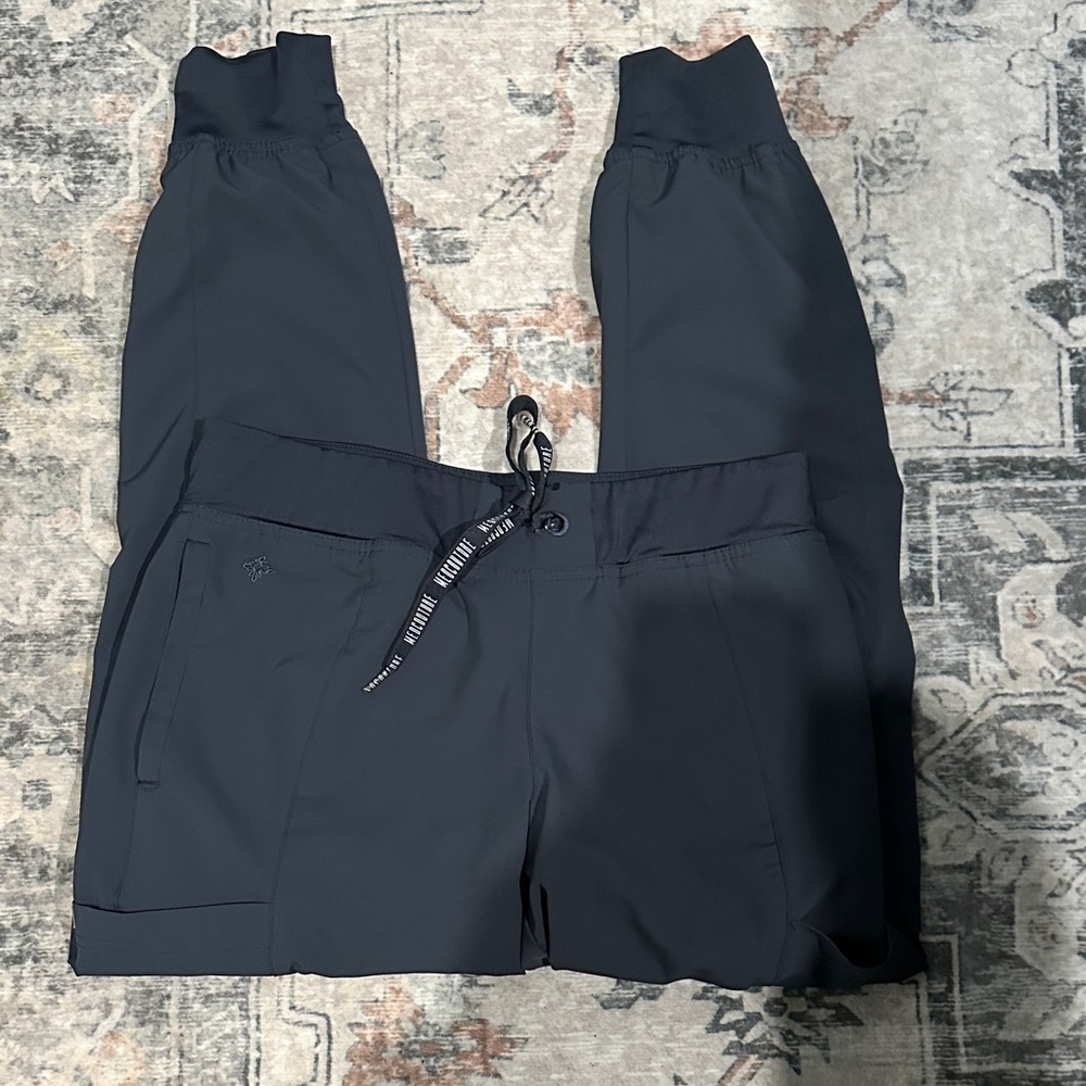 Med Couture Jogger Scrub Pant